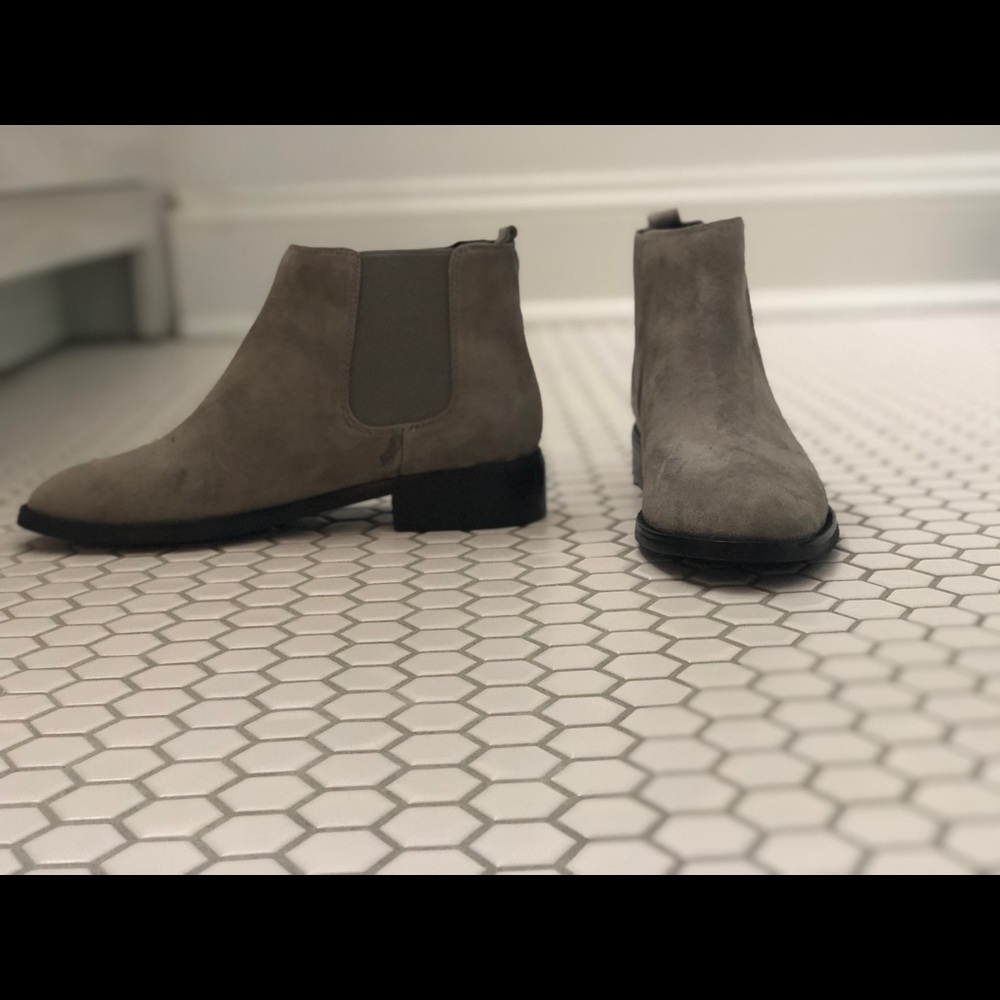 BRAND NEW, NEVER WORN Grey Suede Chelsea Booties.